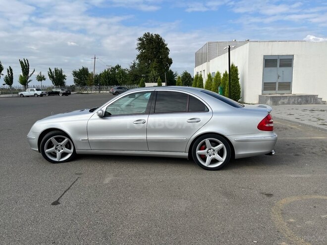 Mercedes E 240 2002, 112,000 km - 2.6 l - Tovuz
