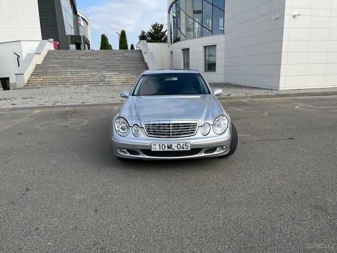 Mercedes E 240 2002, 112,000 km - 2.6 l - Tovuz