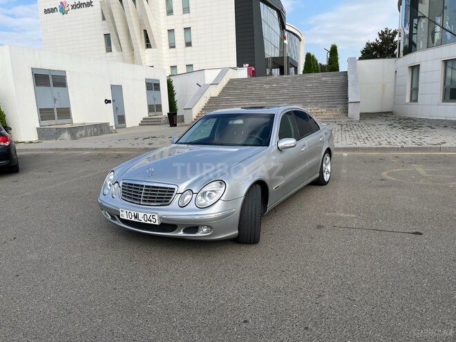Mercedes E 240 2002, 112,000 km - 2.6 l - Tovuz