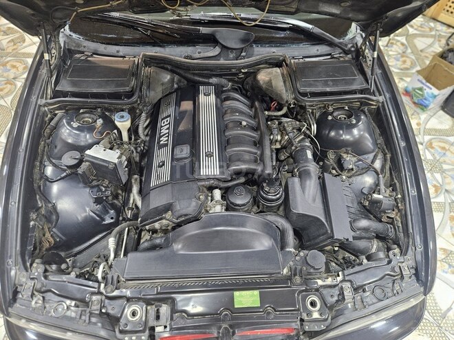 BMW 523 1997, 490,000 km - 2.5 l - Bakı