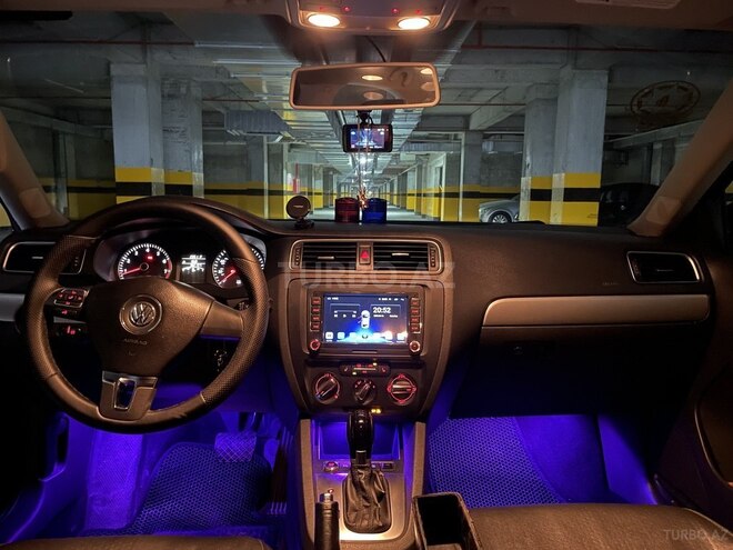 Volkswagen Jetta 2014, 180,000 km - 1.8 l - Bakı