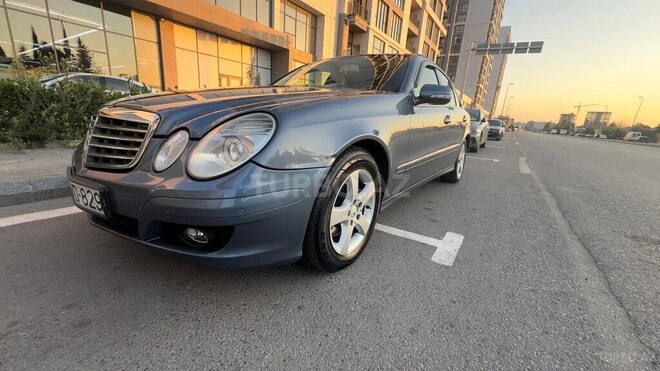 Mercedes E 220 2006, 383,000 km - 2.2 l - Bakı