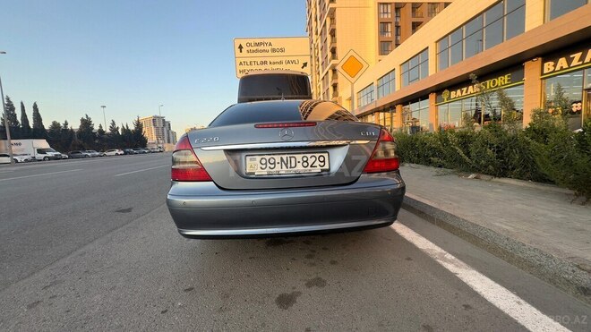 Mercedes E 220 2006, 383,000 km - 2.2 l - Bakı
