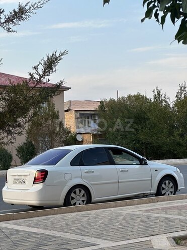 Daewoo Gentra 2013, 333,800 km - 1.5 l - Naxçıvan