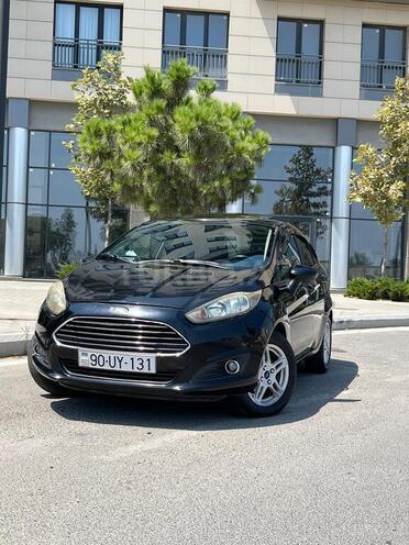 Ford Fiesta 2017, 145,606 km - 1.6 l - Bakı