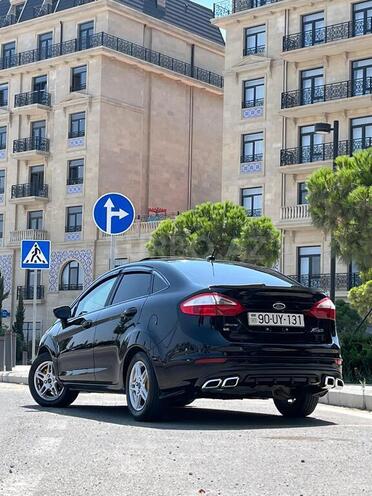 Ford Fiesta 2017, 145,606 km - 1.6 l - Bakı