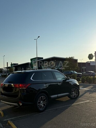 Mitsubishi Outlander 2016, 170,000 km - 2.4 l - Bakı
