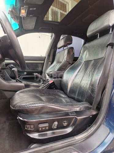 BMW 523 2000, 180,116 km - 2.5 l - Bakı