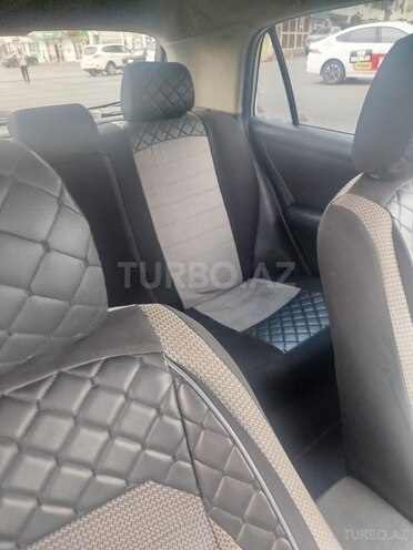 Toyota Corolla 2005, 285,320 km - 1.4 l - Bakı
