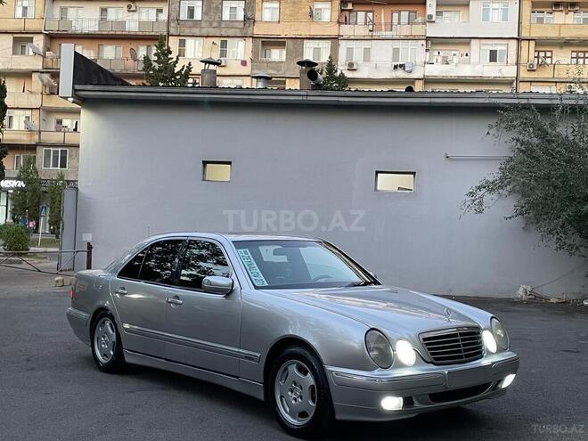 Mercedes E 220 2001, 356,875 km - 2.2 l - Bakı