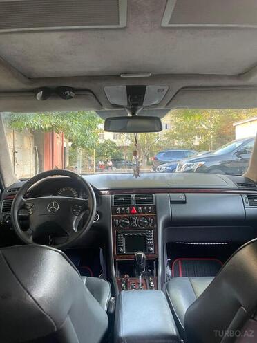 Mercedes E 220 2001, 356,875 km - 2.2 l - Bakı