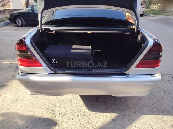 Mercedes C 220 1999, 348,553 km - 2.2 l - Bakı