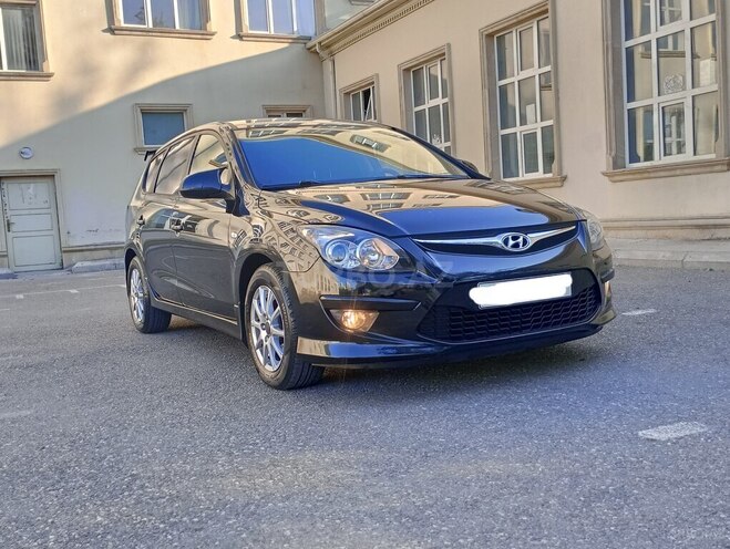 Hyundai i30 2011, 208,500 km - 1.4 л - Bakı