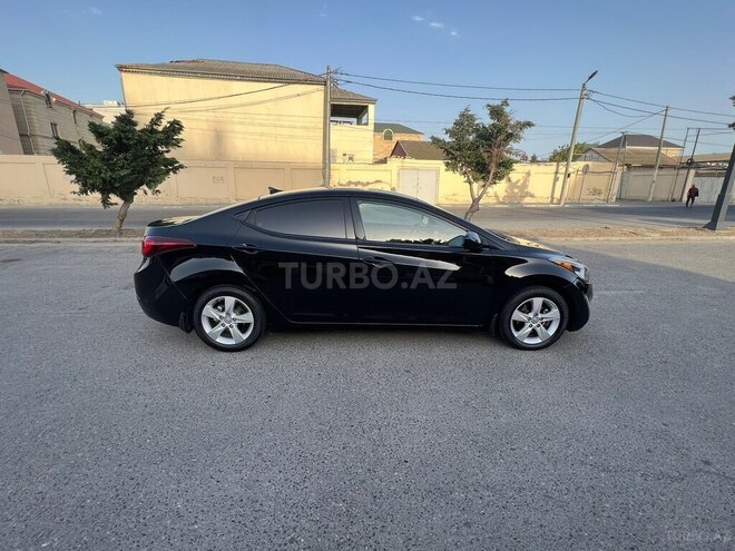 Hyundai Elantra 2015, 218,000 km - 1.8 l - Sumqayıt
