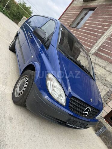 Mercedes Vito 111 2010, 178,000 km - 2.2 l - Bakı