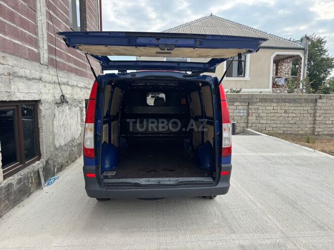 Mercedes Vito 111 2010, 178,000 km - 2.2 l - Bakı