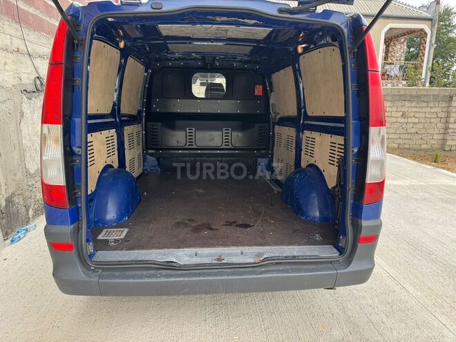 Mercedes Vito 111 2010, 178,000 km - 2.2 l - Bakı