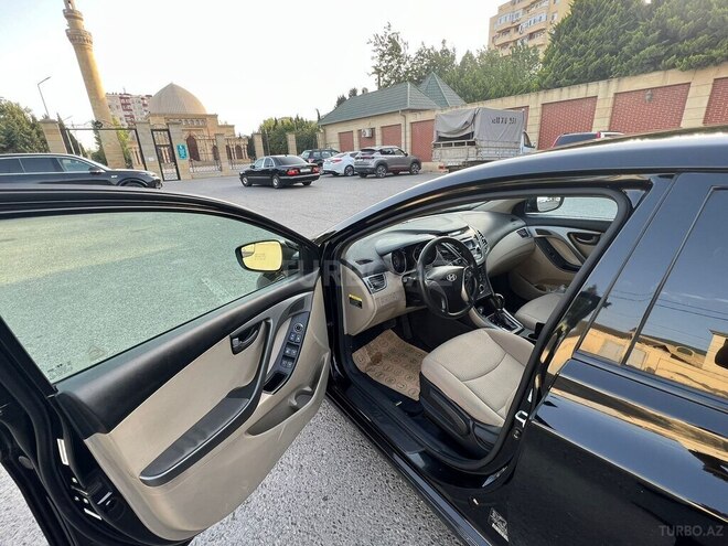 Hyundai Elantra 2015, 218,000 km - 1.8 l - Sumqayıt