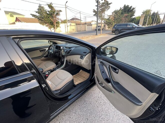Hyundai Elantra 2015, 218,000 km - 1.8 l - Sumqayıt