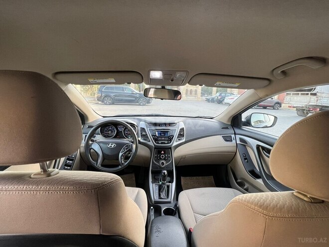 Hyundai Elantra 2015, 218,000 km - 1.8 l - Sumqayıt