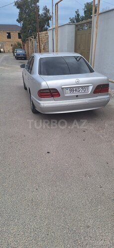 Mercedes E 270 1999, 431,000 km - 2.7 l - Bakı