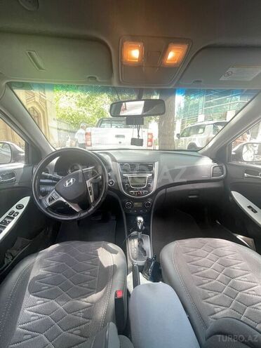 Hyundai Accent 2013, 206,000 km - 1.6 l - Bakı