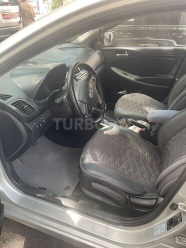 Hyundai Accent 2013, 206,000 km - 1.6 l - Bakı