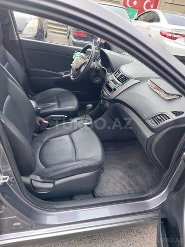 Hyundai Accent 2015, 81,900 km - 1.6 l - Bakı