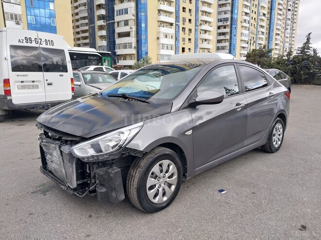 Hyundai Accent 2015, 81,900 km - 1.6 l - Bakı