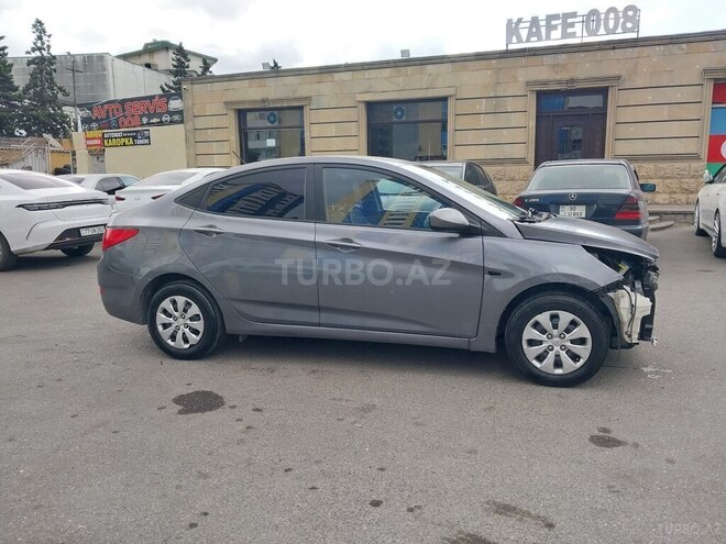 Hyundai Accent 2015, 81,900 km - 1.6 l - Bakı