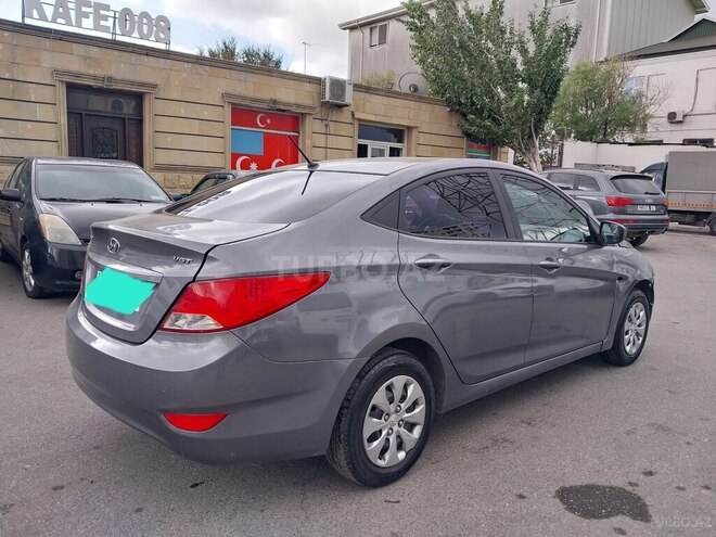 Hyundai Accent 2015, 81,900 km - 1.6 l - Bakı