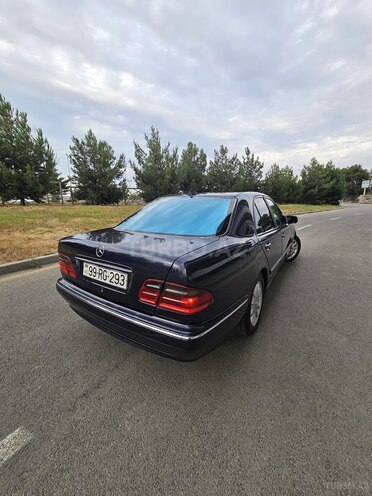 Mercedes E 200 2000, 320,200 km - 2.0 l - Bakı