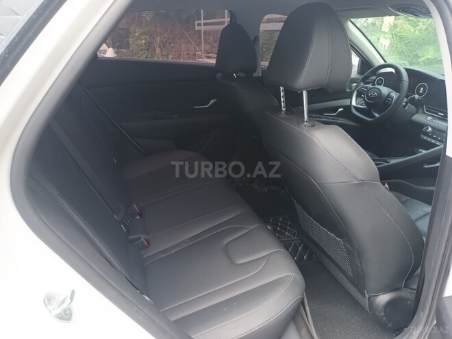 Hyundai Elantra 2023, 16,100 km - 1.5 l - Bakı