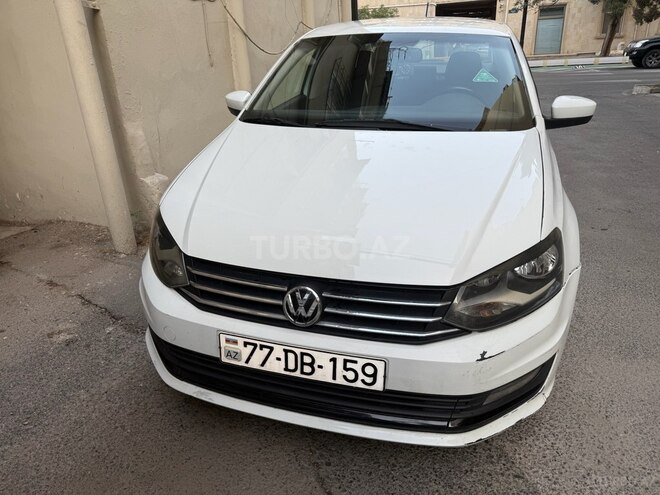 Volkswagen Polo 2018, 136,000 km - 1.6 л - Bakı