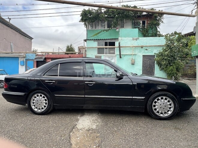 Mercedes E 320 2000, 368,000 km - 3.2 l - Bakı