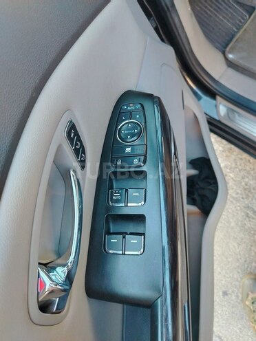 Kia Carnival 2015, 125,000 km - 2.2 l - Bakı