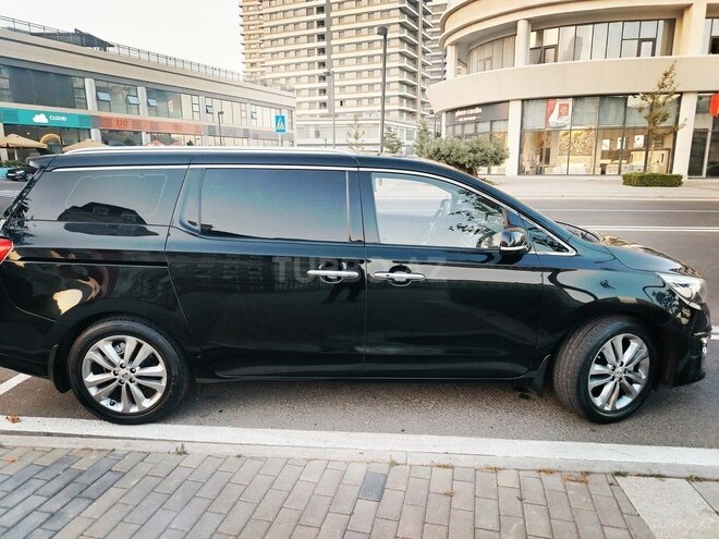 Kia Carnival 2015, 125,000 km - 2.2 l - Bakı