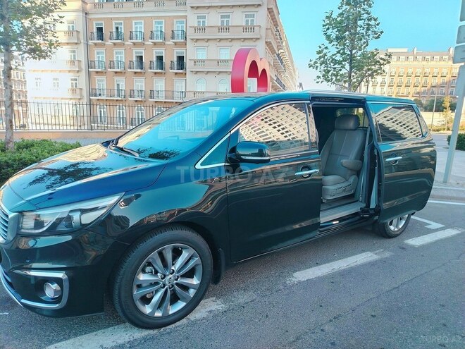 Kia Carnival 2015, 125,000 km - 2.2 l - Bakı
