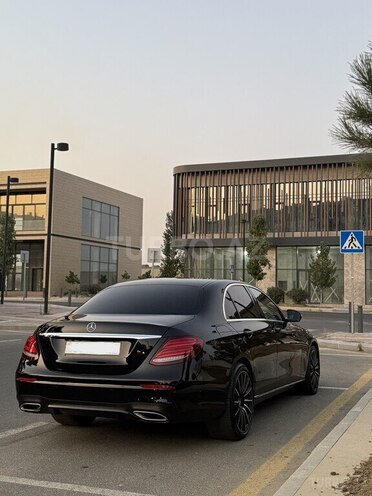 Mercedes E 200 2016, 299,000 km - 2.0 l - Bakı