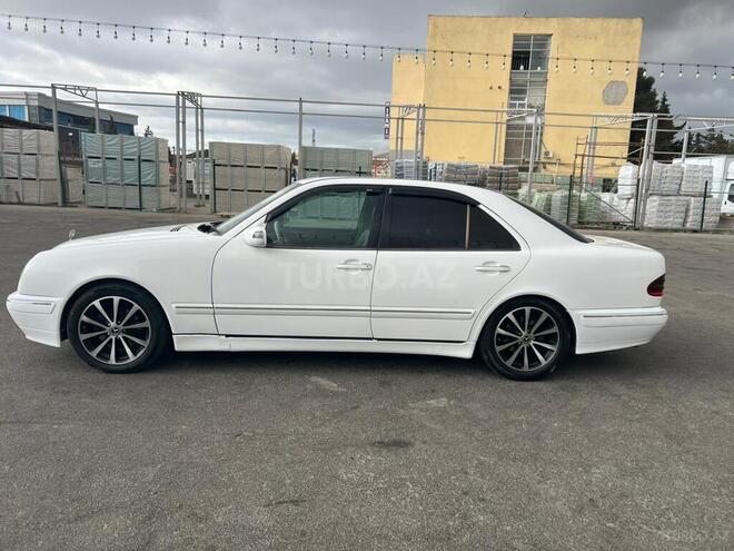 Mercedes E 220 2001, 597,000 km - 2.2 l - Bakı