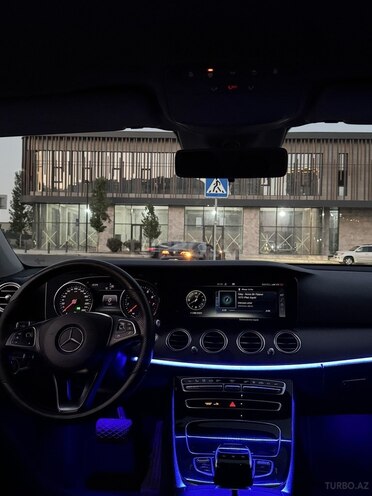 Mercedes E 200 2016, 299,000 km - 2.0 l - Bakı