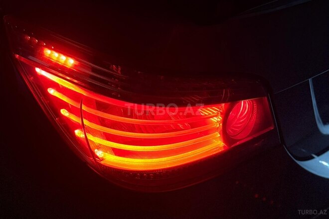 BMW 520 2008, 334,000 km - 2.0 l - Bakı