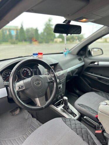 Opel Astra 2006, 300,000 km - 1.8 l - Sumqayıt
