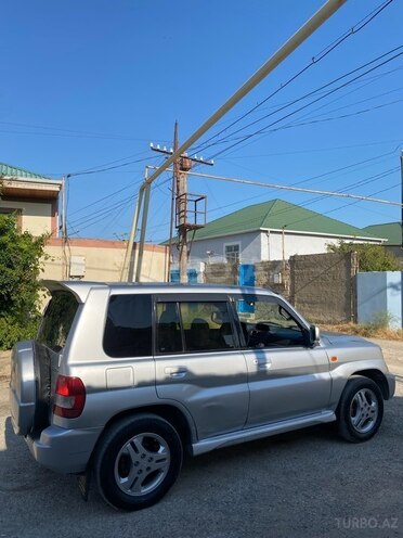 Mitsubishi Pajero io 2002, 270,000 km - 1.8 l - Bakı