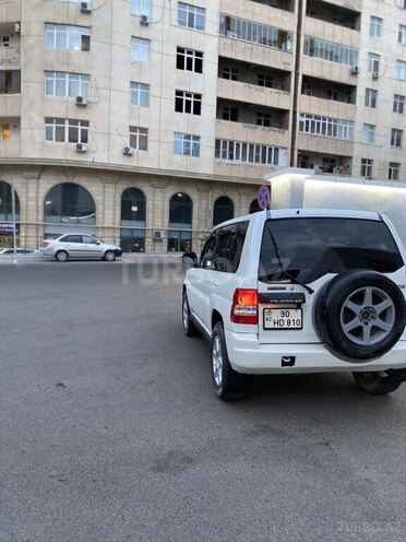 Mitsubishi Pajero io 1999, 324,555 km - 1.8 l - Bakı
