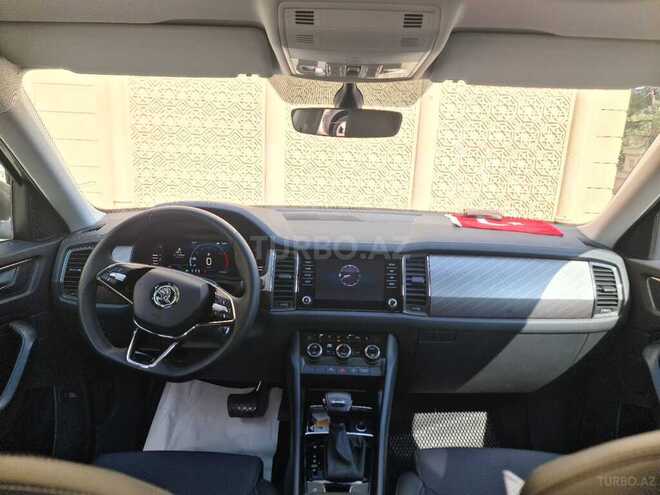 Skoda Kodiaq 2023, 28,550 km - 1.4 л - Bakı