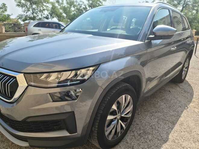 Skoda Kodiaq 2023, 28,550 km - 1.4 л - Bakı