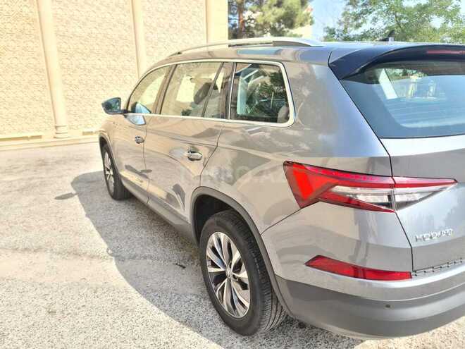 Skoda Kodiaq 2023, 28,550 km - 1.4 л - Bakı