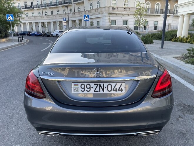 Mercedes C 300 2018, 71,339 km - 2.0 l - Bakı