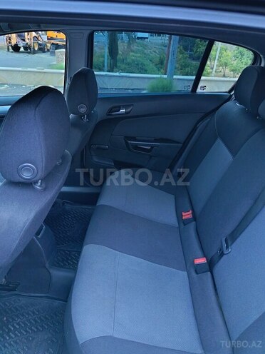 Opel Astra 2006, 236,339 km - 1.4 l - Göyçay